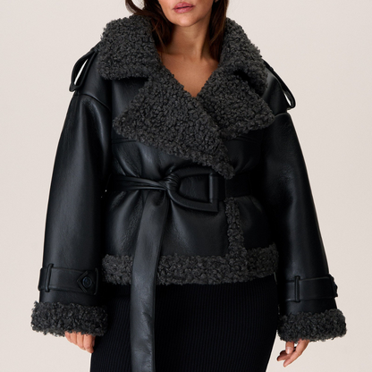 Geraldine™ – Gürtel-Shearling-Mantel