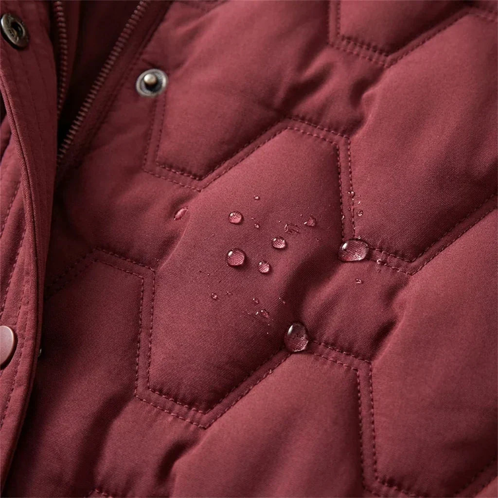 Gracia™ - Langer Daunenmantel mit Kapuze